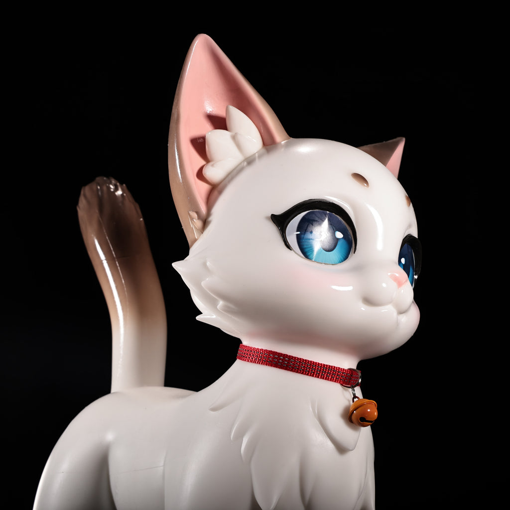 Lucky Whisker – The Fortune Feline
