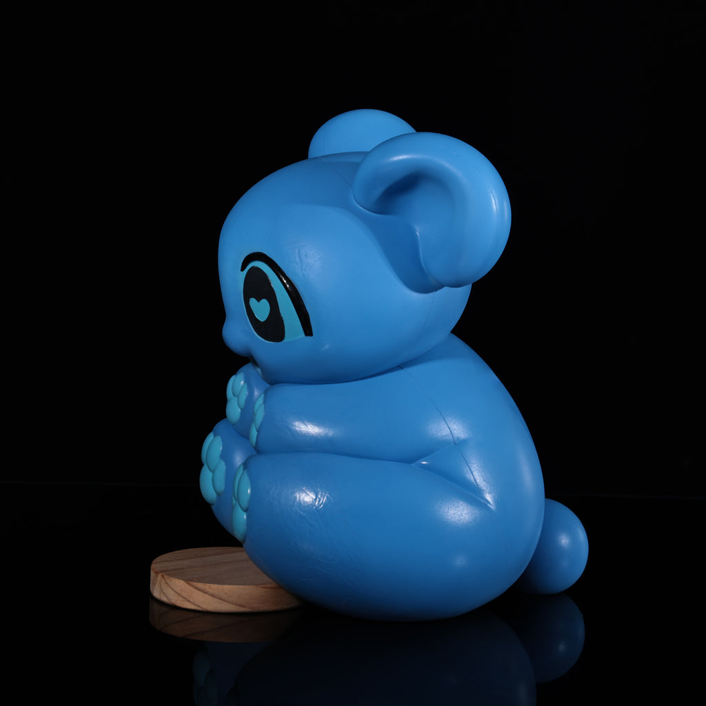 BlueBerry – The Squishy Bear Stroker