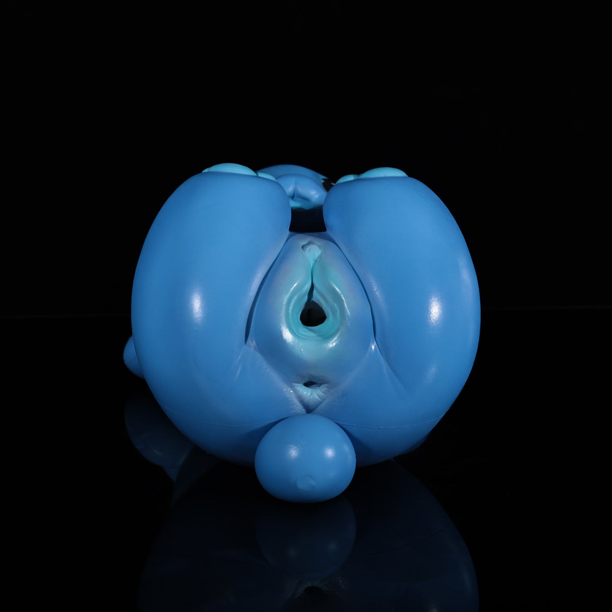 BlueBerry – The Squishy Bear Stroker